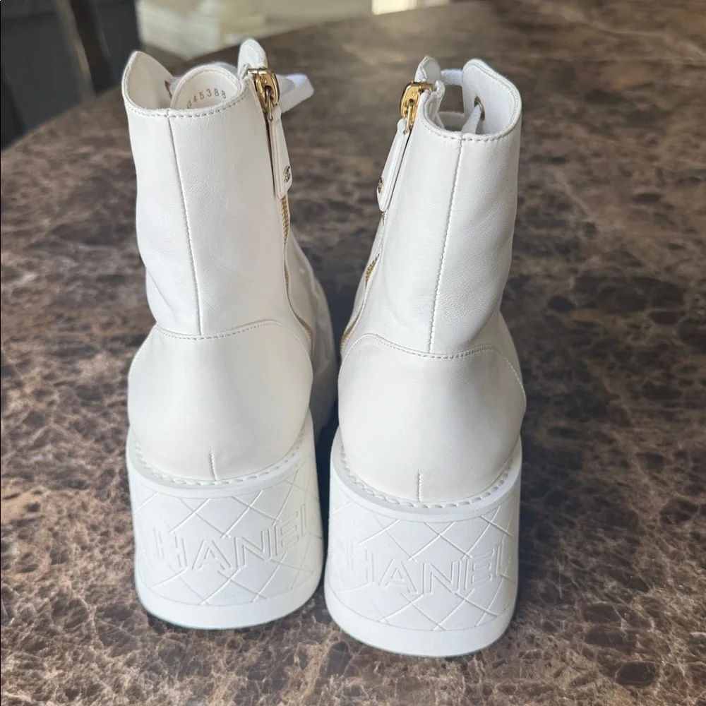Chanel 24c white lambskin quilted wedge combat boot bootie sz 39